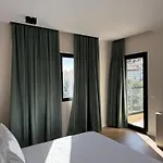 Pauz Hotel
