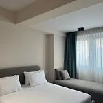 Pauz Hotel