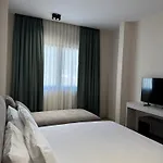 Pauz Hotel
