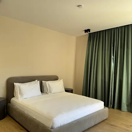 Hotel Pauz *