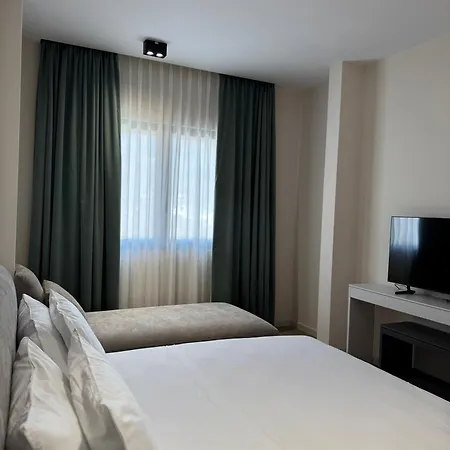 Pauz Hotel