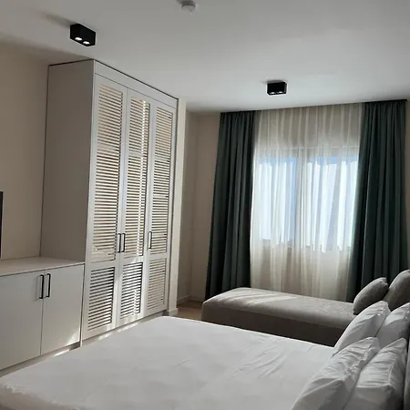 Hotel Pauz Himare